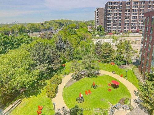 402-20 Southport St, Toronto, ON, M6S4Y8 | Card Image