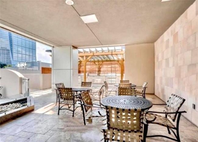 APT-1507 - 3338 Peachtree Rd Ne, Condo with 2 bedrooms, 2 bathrooms and 2 parking in Atlanta GA | Image 49