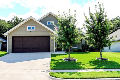 213 Clover Cir, Weatherford, TX, 76086-4792 | Card Image
