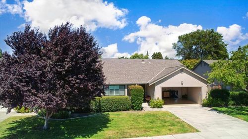 1379 Kentfield Ave, Redwood City, CA, 94061 | Card Image
