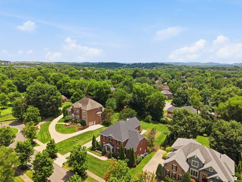 117 Wynthrope Way, Franklin, TN, 37067-6290 | Card Image
