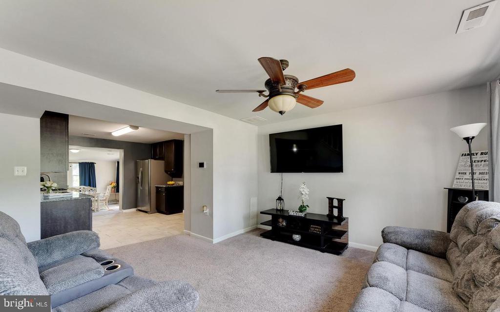 Residential in GLEN BURNIE 3