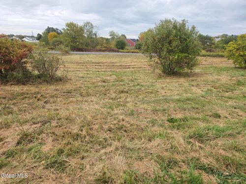 80 Mcbride Road, Halfmoon, NY, 12065 | Card Image