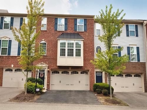 2003 Pointe View Dr, Mars, PA, 16046-8926 | Card Image