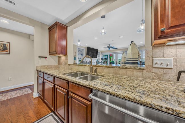 100 Bridgewater Pointe Place #401 (8) | Image 11