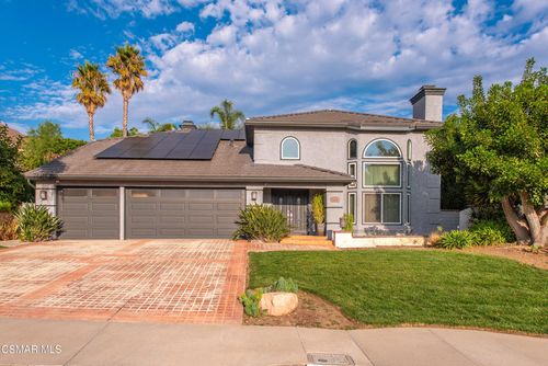 5816 Middle Crest Dr, Agoura Hills, CA, 91301-4069 | Card Image