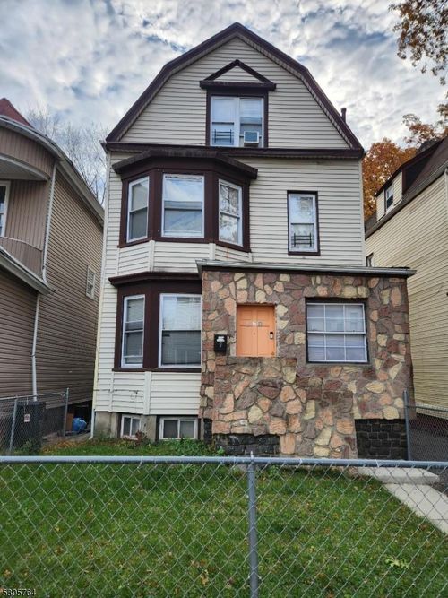 168 Greenwood Ave, East Orange, NJ, 07017-5107 | Card Image