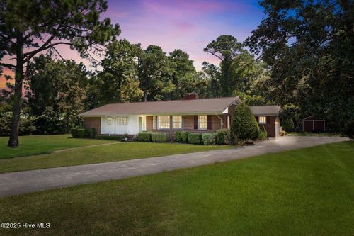 3953 Halifax Rd, Wilmington, NC, 28403-5421 | Card Image
