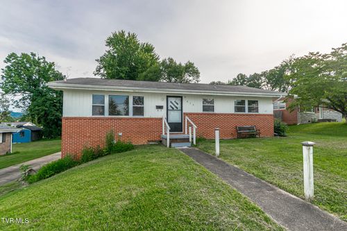 615 Wendover Dr, Johnson City, TN, 37604-5443 | Card Image