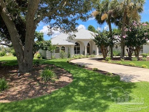2808 Pga Blvd, Navarre, FL, 32566-8815 | Card Image