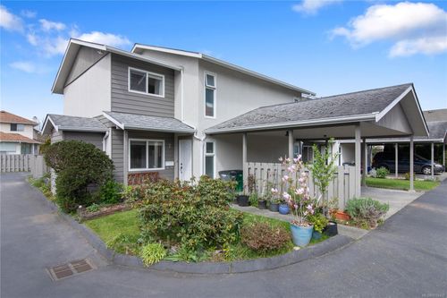 7-400 Culduthel Rd, Victoria, BC, V8Z1G1 | Card Image