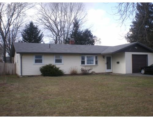 60 Clara Rd, Brockton, MA, 02302-2516 | Card Image