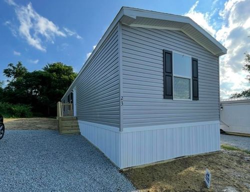 141 Wisebecker Ln, Monongahela, PA, 15063-1162 | Card Image