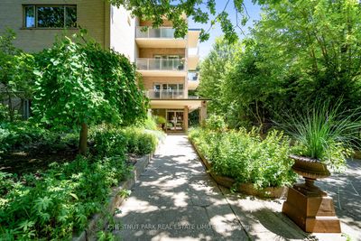 103 - 31 Rosedale Rd, Condo with 2 bedrooms, 1 bathrooms and 1 parking in Toronto ON | Image 1