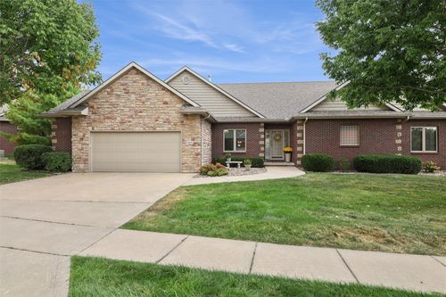 16691 Valleyview Ln, Clive, IA, 50325-2213 | Card Image
