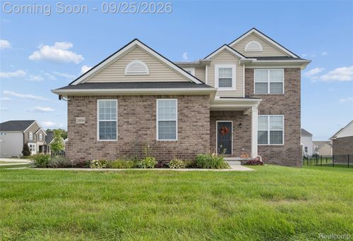 24886 Canoe Dr, Macomb, MI, 48042-4543 | Card Image