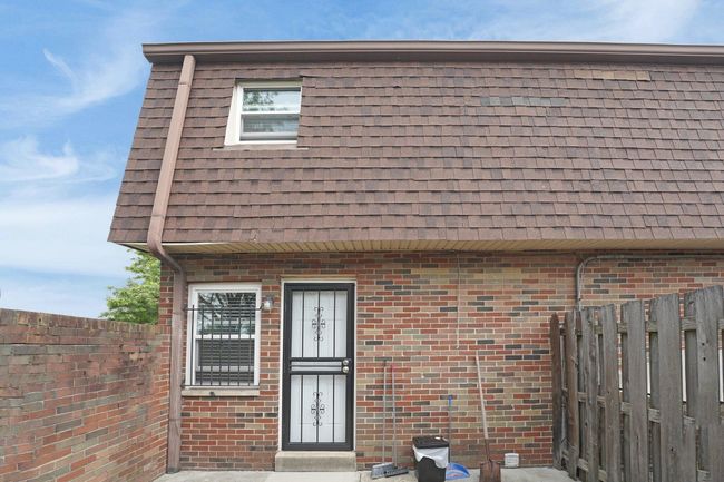 L - 5738 Beechcroft Rd, Condo with 2 bedrooms, 1 bathrooms and null parking in Columbus OH | Image 25
