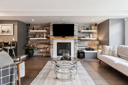 1-14820 Buena Vista Ave, White Rock, BC, V4B0B3 | Card Image