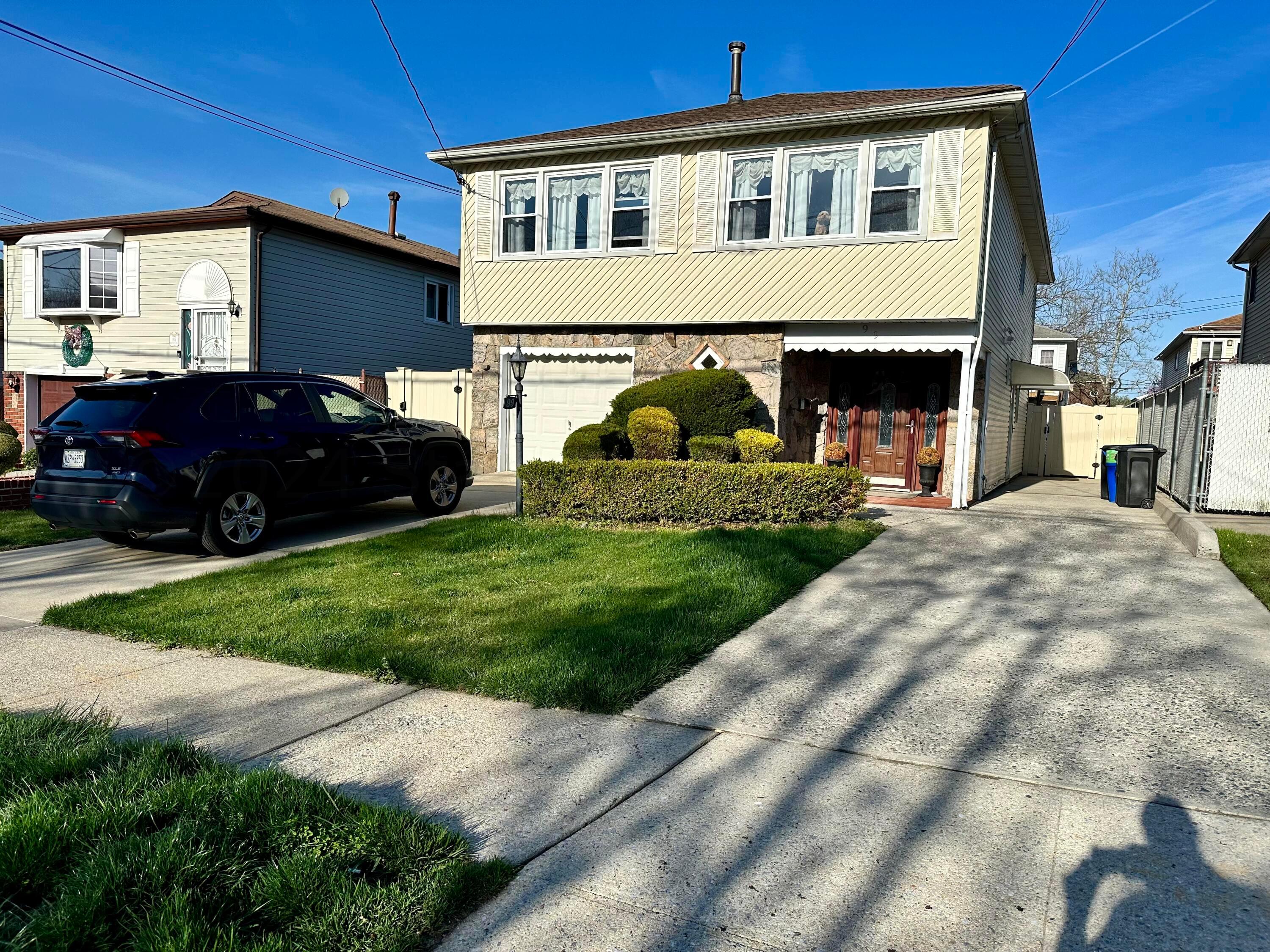 Bartlett Ave, Staten Island, NY 10312