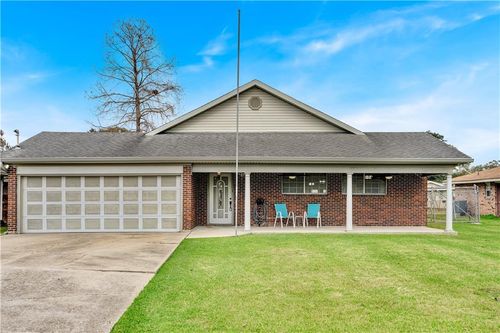 111 Nu St, Belle Chasse, LA, 70037-1411 | Card Image