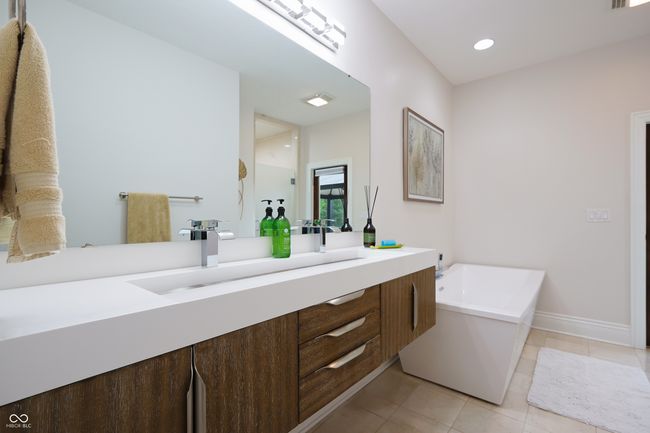 11911 Grandview Dr, House other with 5 bedrooms, 3 bathrooms and null parking in Columbus IN | Image 50