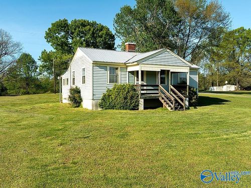 795 County Road 17, Sand Rock, AL, 35983-4125 | Card Image