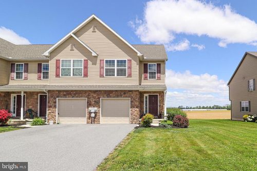 156 Linda Sue Lane, MYERSTOWN, PA, 17067 | Card Image