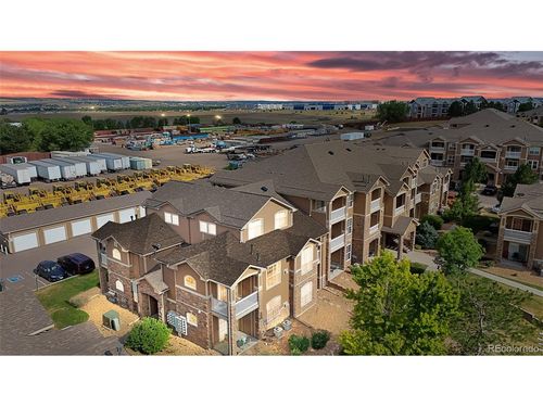 4-305-7440 S Blackhawk St, Englewood, CO, 80112-4320 | Card Image