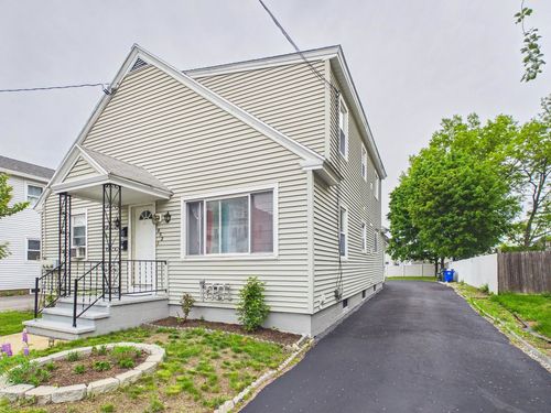 852 Clay St, Manchester, NH, 03103-3708 | Card Image