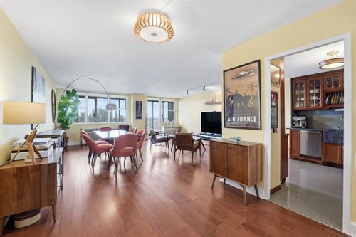 apt-32e-6040 Kennedy Blvd E, West New York, NJ, 07093-3869 | Card Image