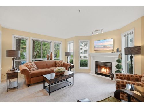 211-2575 Ware St, Abbotsford, BC, V2S3E2 | Card Image