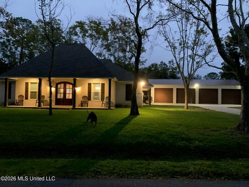 8809 Stonewall Street, Ocean Springs, MS, 39564 | Card Image