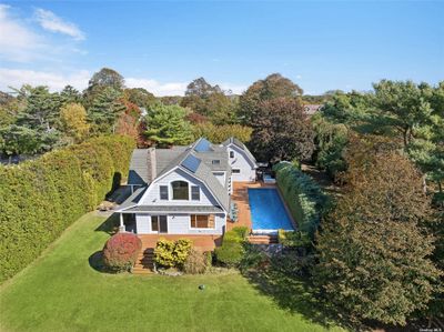 88 Evergreen Avenue, House other with 4 bedrooms, 4 bathrooms and null parking in East Moriches NY | Image 1