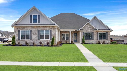 7101 Raquel Cir, Gurley, AL, 35748-4000 | Card Image