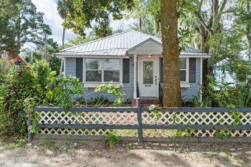 9 East Ln, St Augustine, FL, 32084-3209 | Card Image