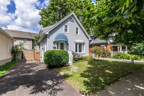 56 John St W, Waterloo, ON, N2L1B4 | Card Image