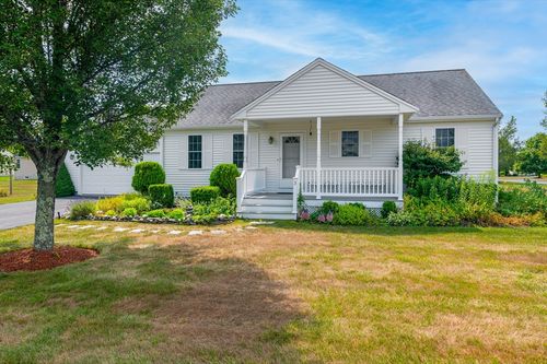 3 Falcon Rd, East Bridgewater, MA, 02333-4111 | Card Image