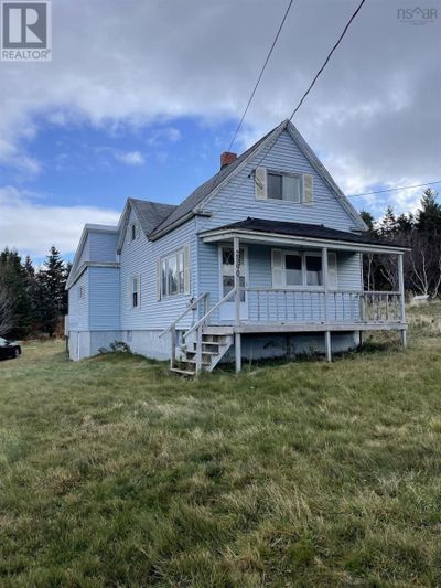 2590 New Waterford Highway, House other with 3 bedrooms, 1 bathrooms and null parking in South Bar NS | Image 2