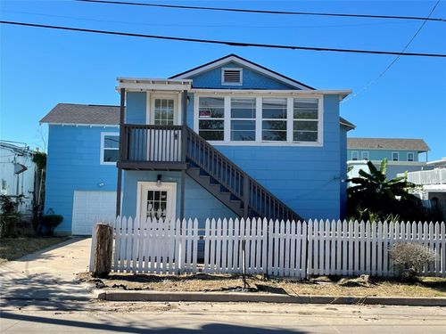 2325 Saladia St, Galveston, TX, 77551-5443 | Card Image