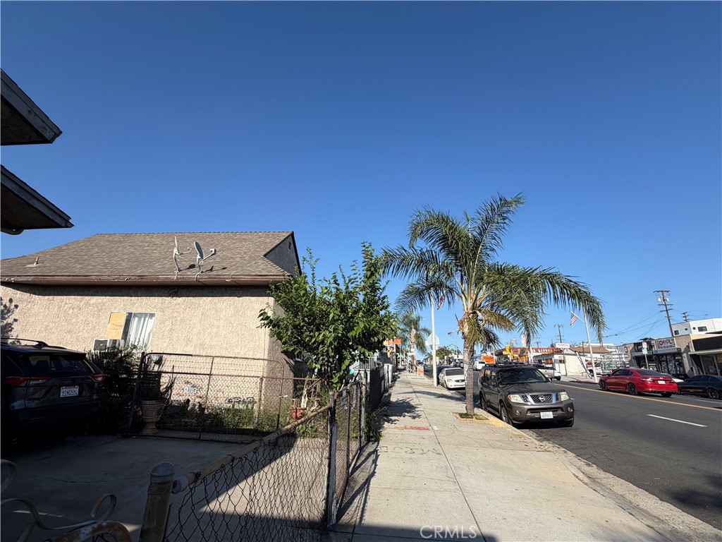 Residential Income in Los Angeles 3