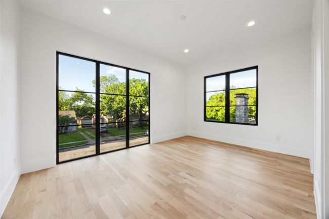 6458 Anita St, House other with 5 bedrooms, 5 bathrooms and null parking in Dallas TX | Image 21