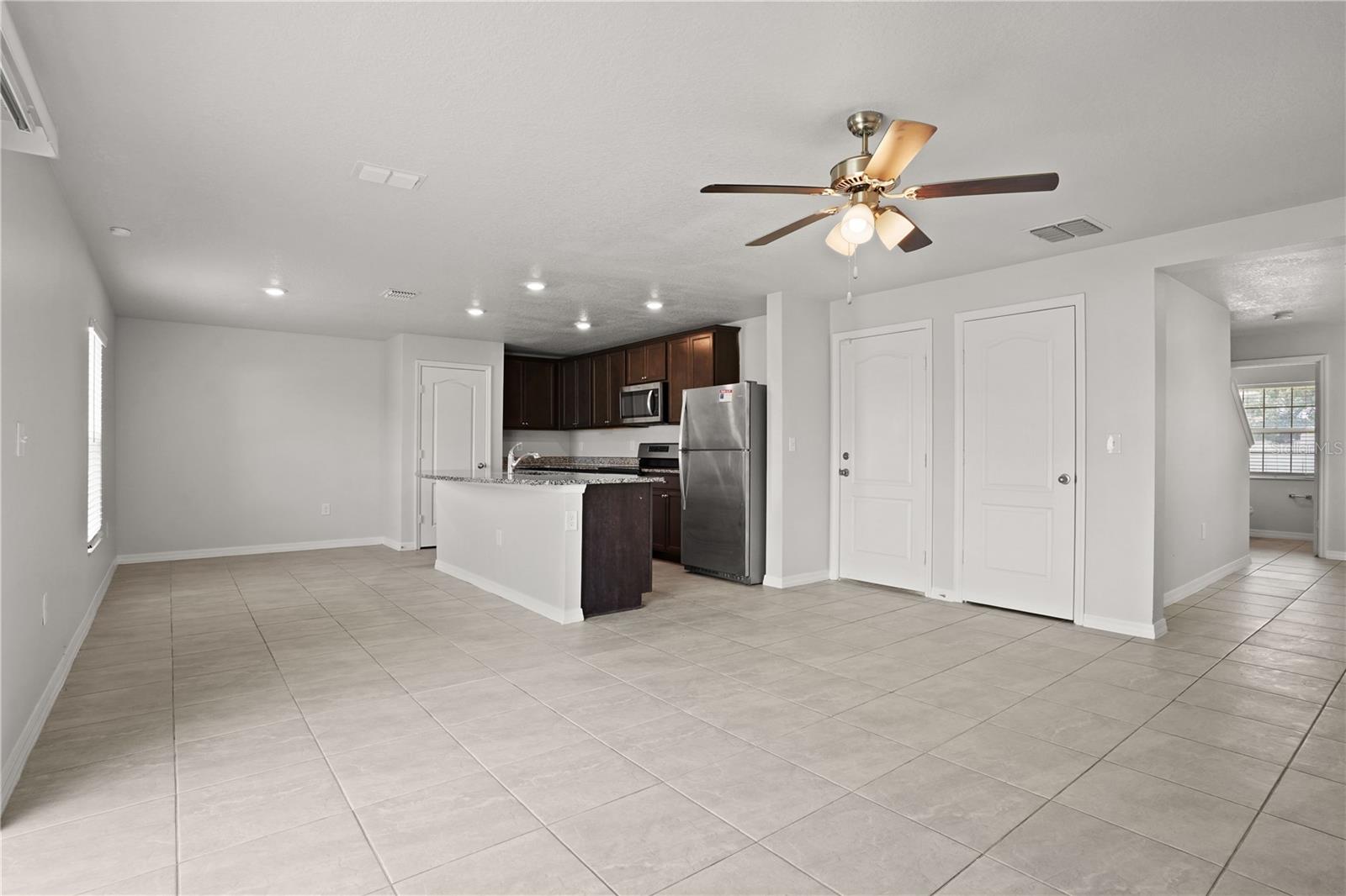 Residential in POINCIANA 2