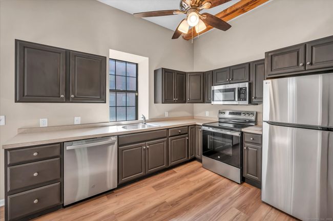 APT-5 - 16 Vernon Ave, Condo with 2 bedrooms, 3 bathrooms and 2 parking in Vernon CT | Image 14