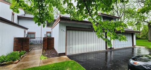 721 Tinkers Ln, Northfield, OH, 44067-2365 | Card Image
