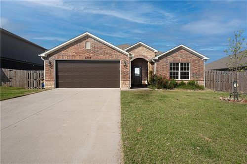 6704 Sw Pilgrim Rd, Bentonville, AR, 72713-2142 | Card Image