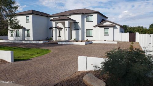 2060 E Quartz St, Mesa, AZ, 85213-9717 | Card Image