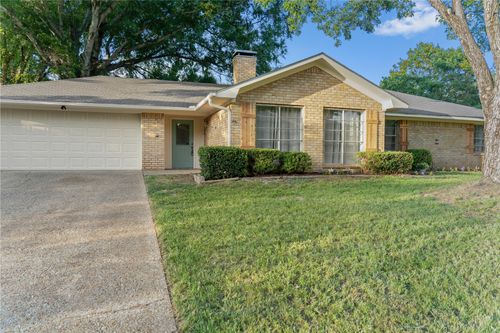 9352 Brigadoon St, Tyler, TX, 75703-5306 | Card Image