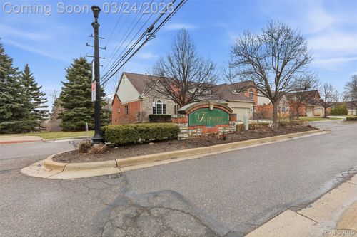 37225 Berkleigh Ct, Farmington Hills, MI, 48331-3787 | Card Image