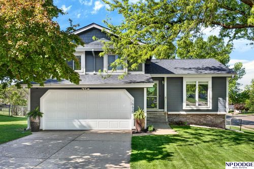 16621 Ohern Street, Omaha, NE, 68135 | Card Image