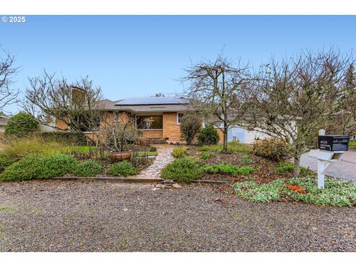 4420 Sw Crestwood Dr, Portland, OR, 97225-2226 | Card Image